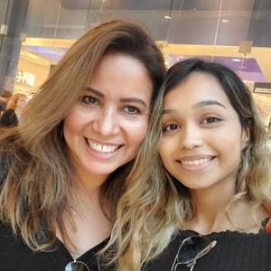 Meet your Posher, Lorena